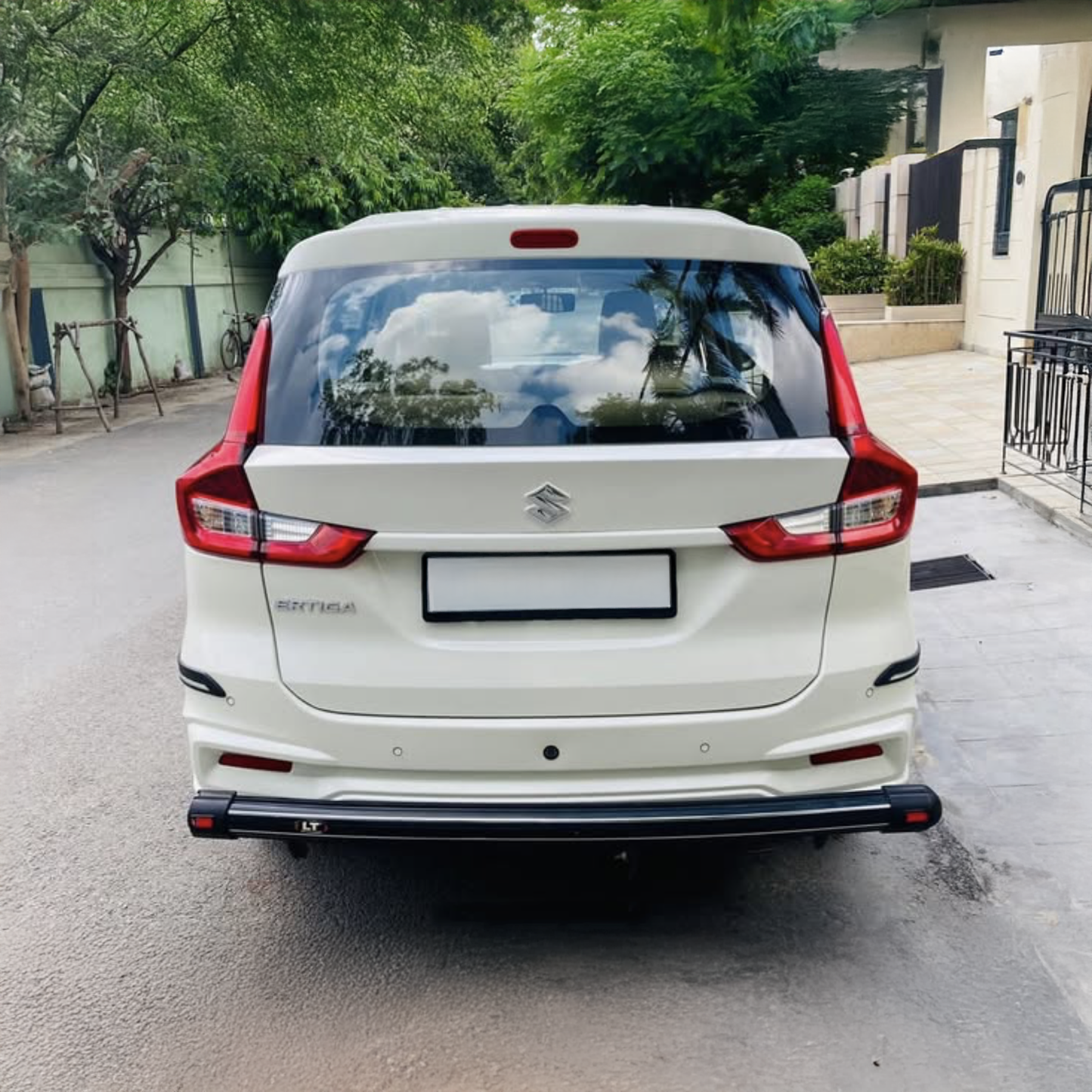 Book Maruti Suzuki - Ertiga